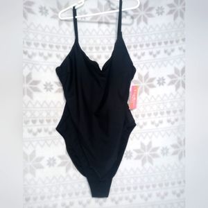 💥NWOT Women's one piece black bathing suit size L new never worn